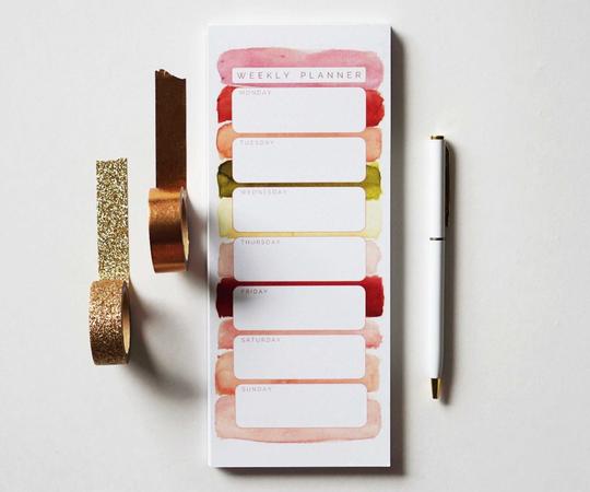 Blushes Weekly Planner