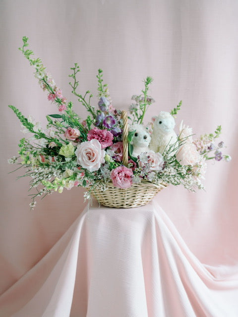 $200 Arrangement Plus Additional Gifts