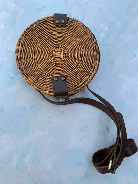 Round Purse with Belt